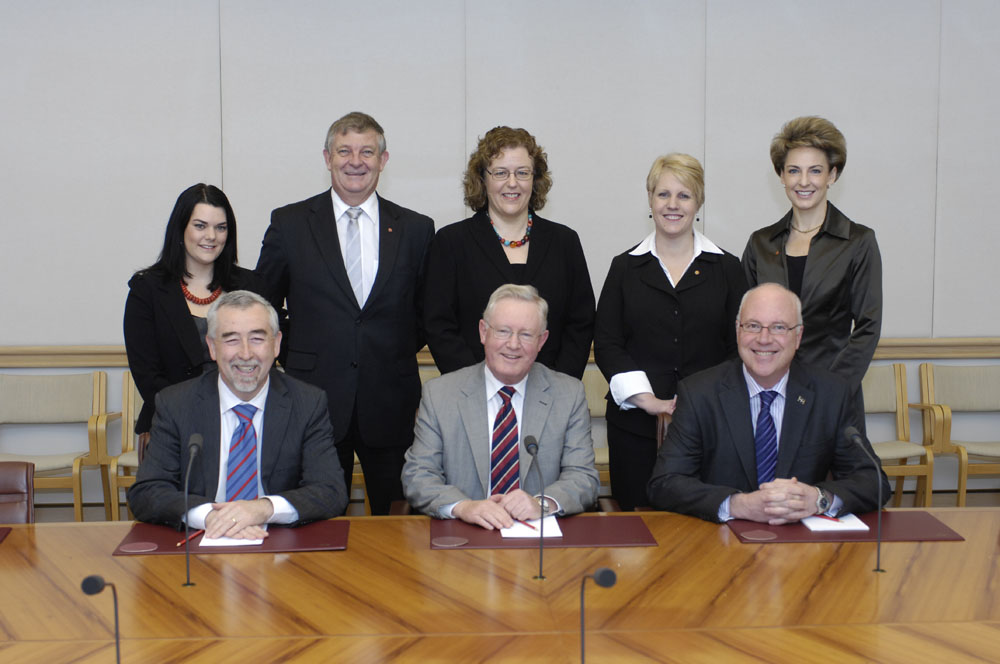 Standing Committees on Education, Employment and Workplace Relations (Legislation and References), 14 September 2009. Standing L-R: Senators Sarah Hanson-Young, Chris Back, Jacinta Collins, Catryna Bilyk and Michaelia Cash. Seated L-R: Senator Gary Humphries [Deputy Chair, Legislation], John Carter [Secretary] and Senator Gavin Marshall [Chair, Legislation]. DPS Auspic.