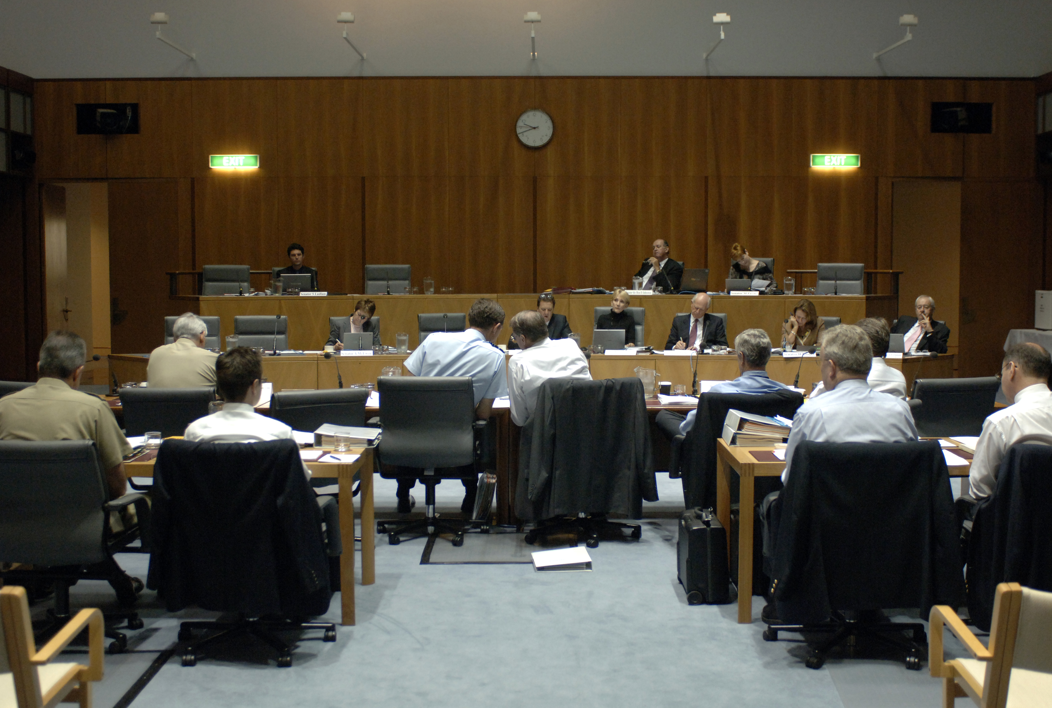 \x3cp\x3eStanding Committee on Foreign Affairs, Defence and Trade at an additional estimates hearing, 25 February 2009. DPS Auspic.\x3c/p\x3e