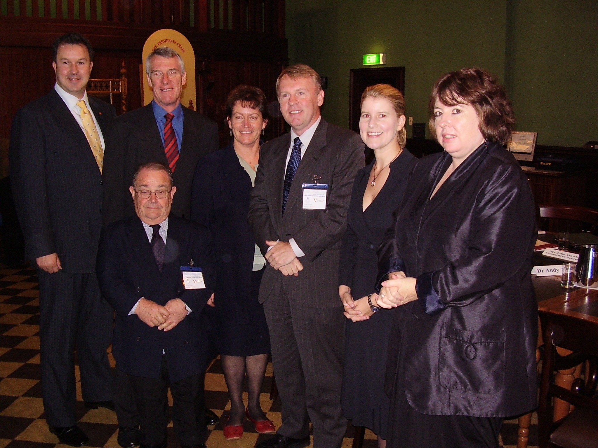 \x3cp\x3eStanding Committee on Economics with aerospace engineer and former NASA astronaut Dr Andy Thomas, Adelaide, 23 May 2008. L-R: Senators David Bushby, Alan Eggleston, Grant Chapman and Annette Hurley [Chair], Dr Thomas, Senators Natasha Stott Despoja and Ruth Webber.\x3c/p\x3e