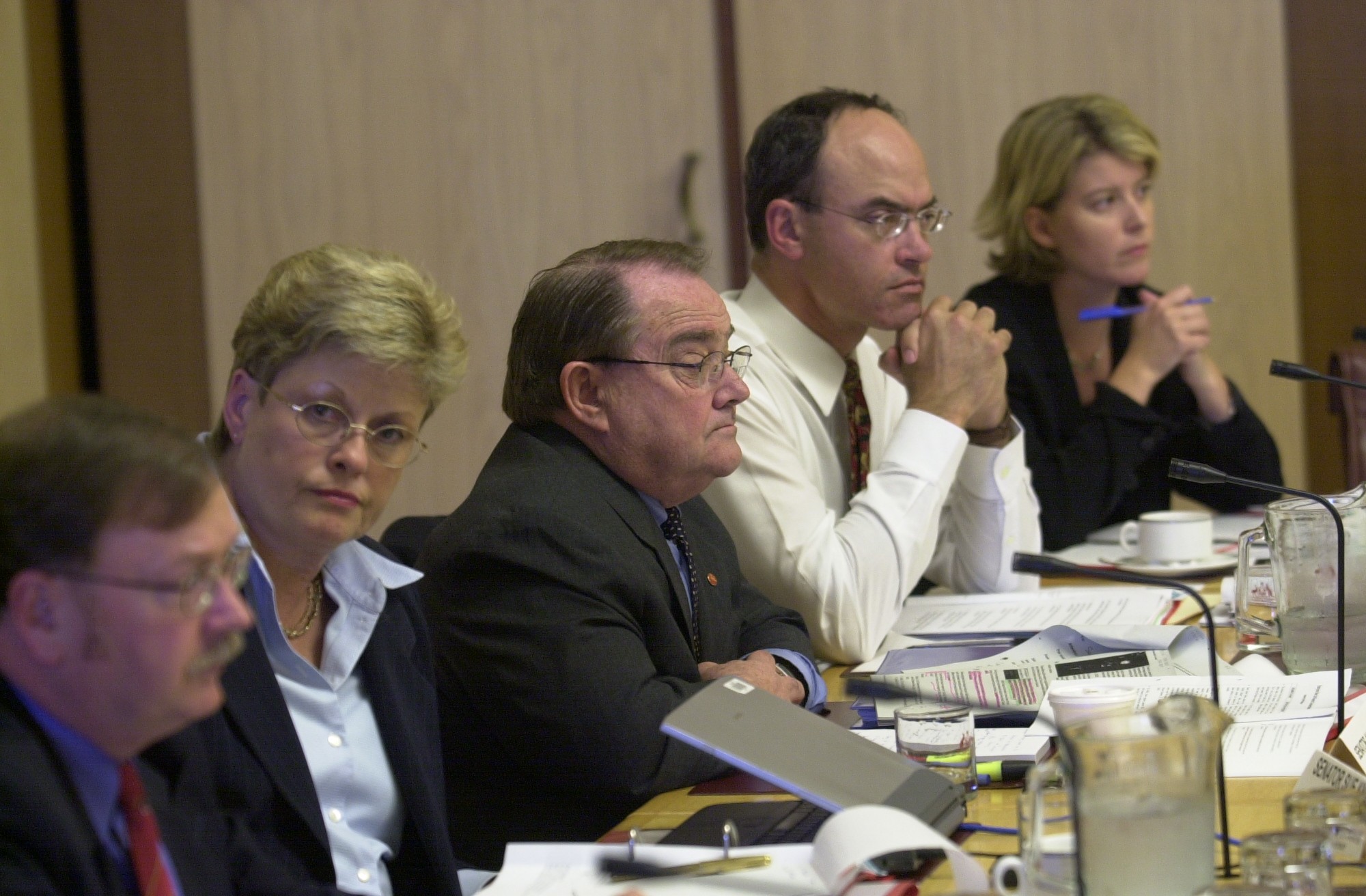 \x3cp\x3eCommittee members hearing evidence,  24 September 2002. L-R: Elton Humphery [Secretary], Senators Sue Knowles [Chair], Alan Eggleston, Guy Barnett and Natasha Stott Despoja [Deputy Chair]. DPS Auspic.\x3c/p\x3e