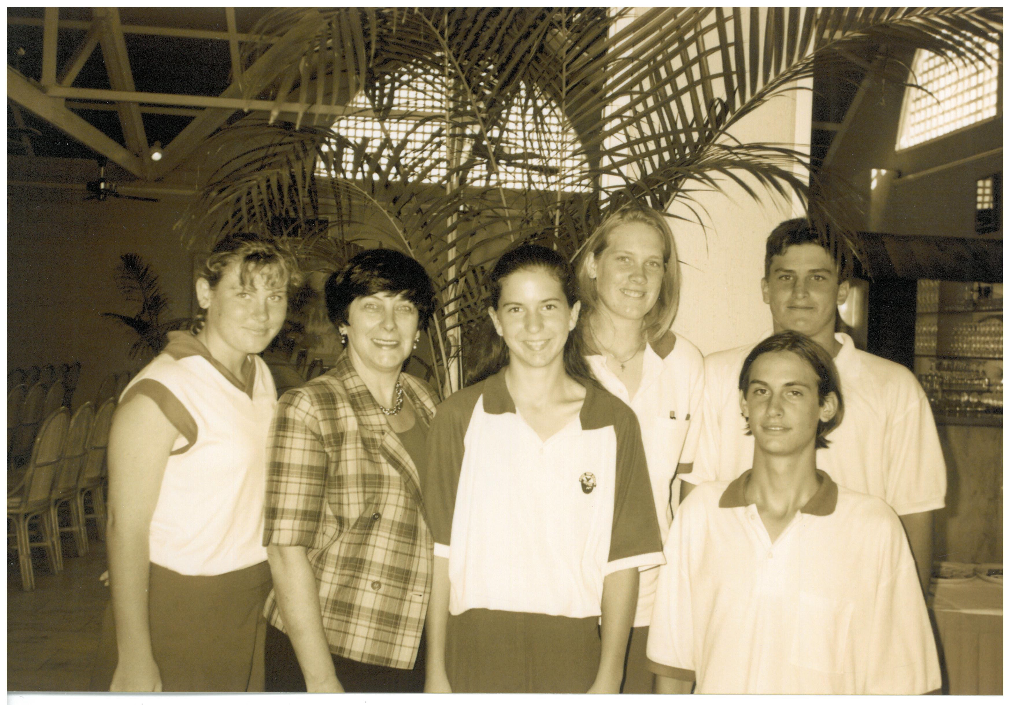 \x3cp\x3eCommittee member Senator Kay Patterson (second from left) with students from Woree High School and Cairns High School, 22 February 1995.\x3c/p\x3e