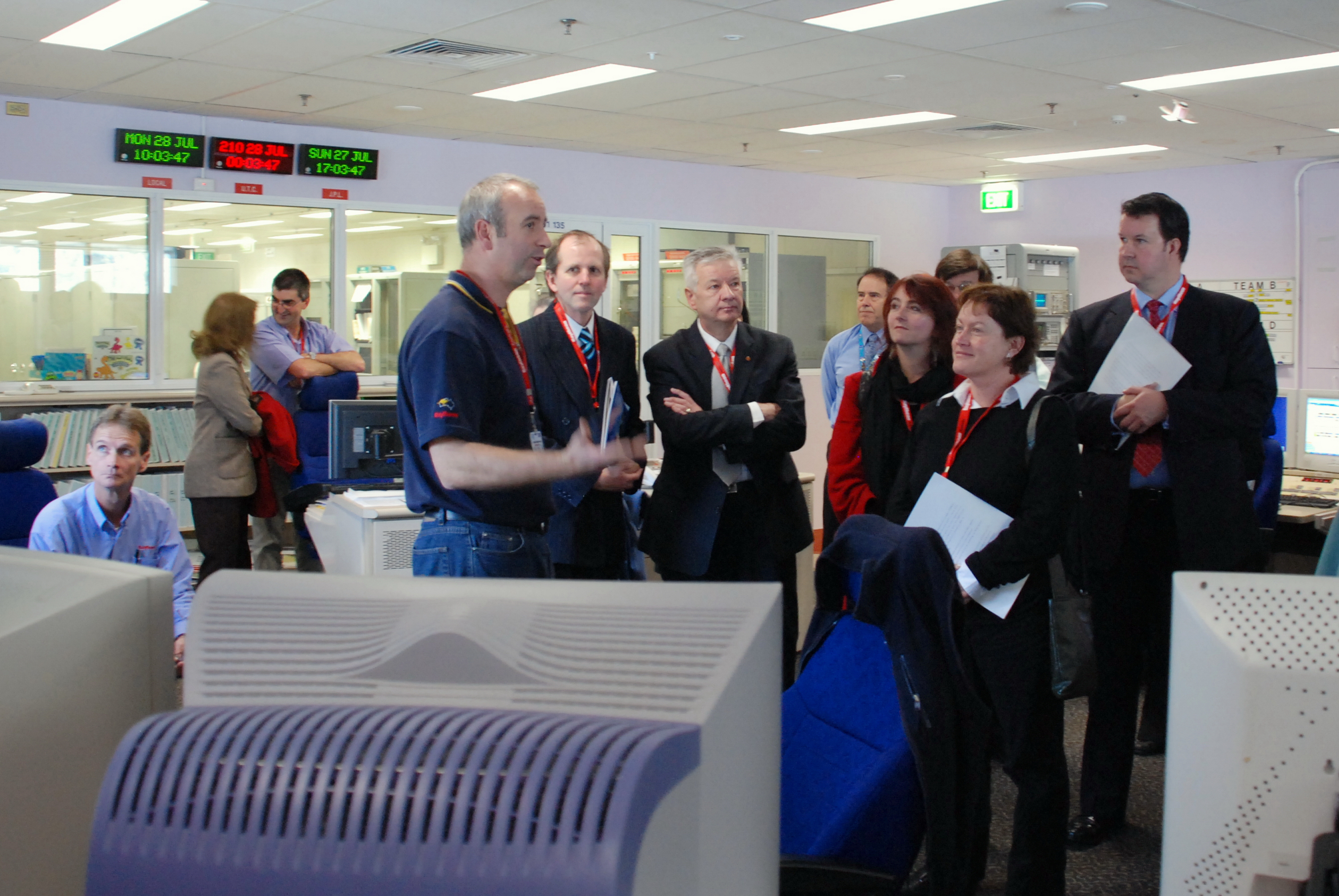 \x3cp\x3eStanding Committee on Economics site inspection of the Canberra Deep Space Communication Complex, Tidbinbilla, ACT, 28 July 2008. \x3c/p\x3e