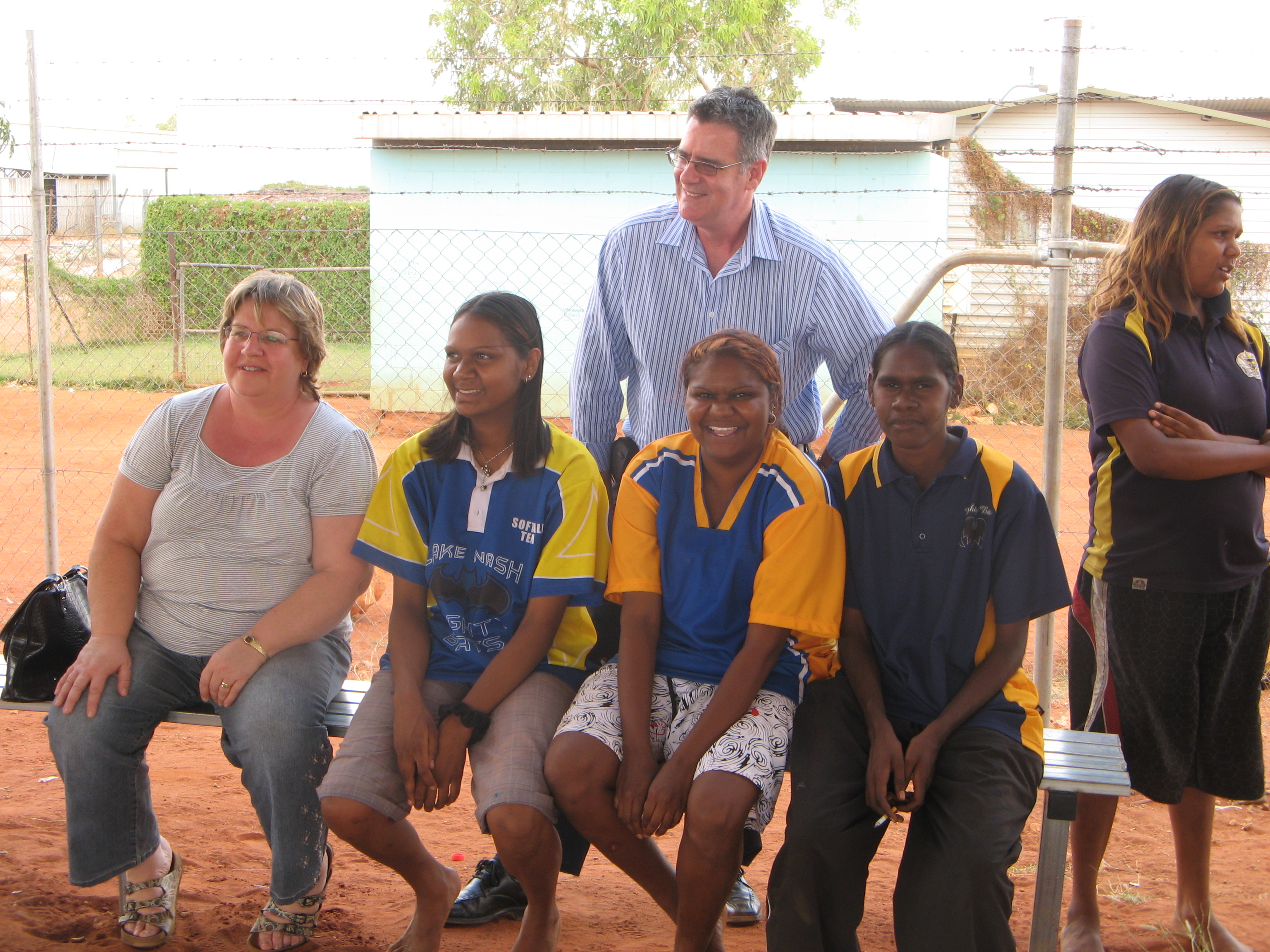 \x3cp\x3eSenators Trish Crossin and Mark Furner with young people at Alpurrurlam (Lake Nash), 28 October 2008.\x3c/p\x3e